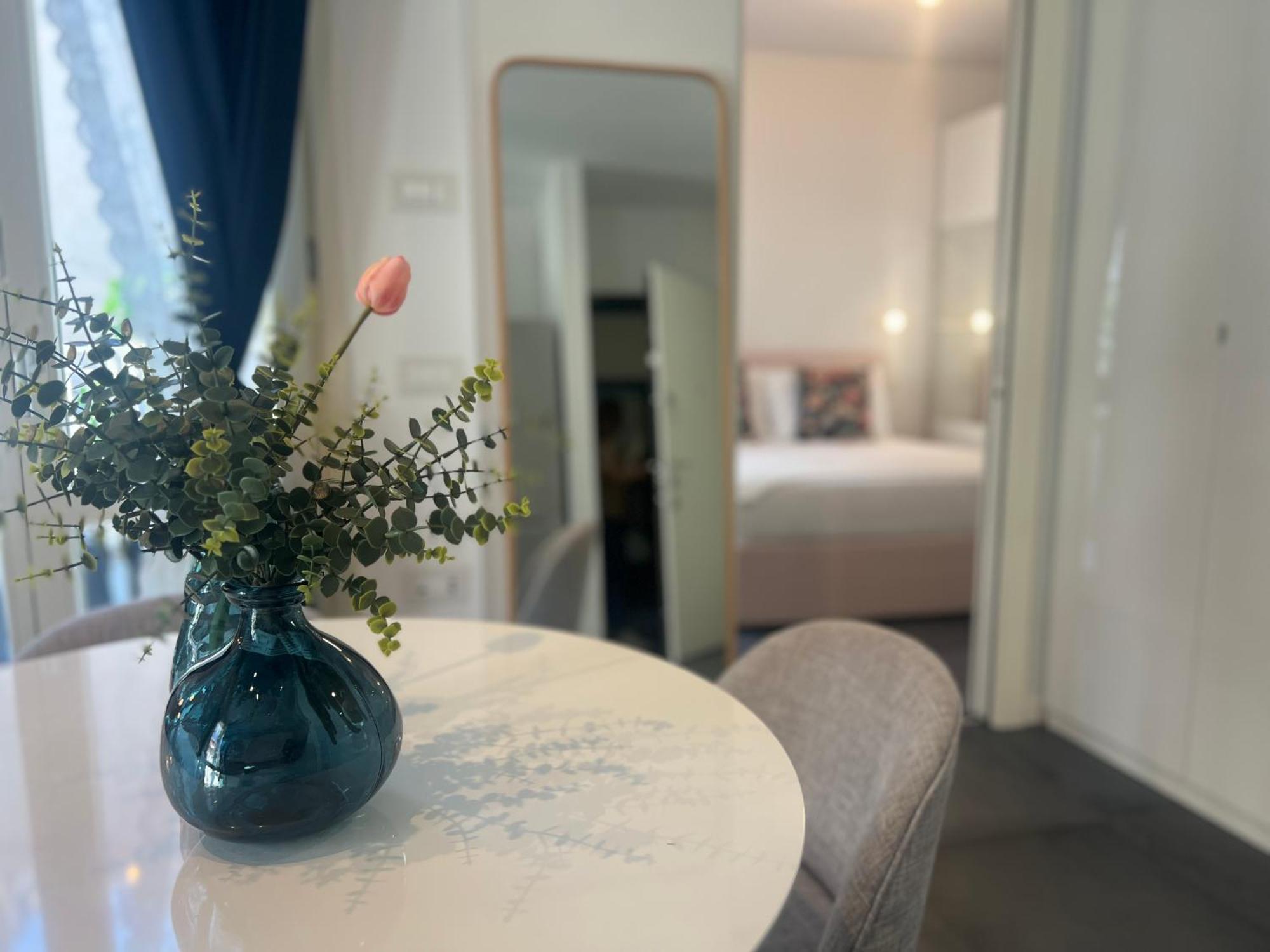 Regina Milano In Melegnano - Wifi, Breakfast Box And Terrace Apartment ภายนอก รูปภาพ